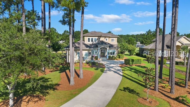 Property Photo:  300 Farnsleigh Avenue  SC 29910 
