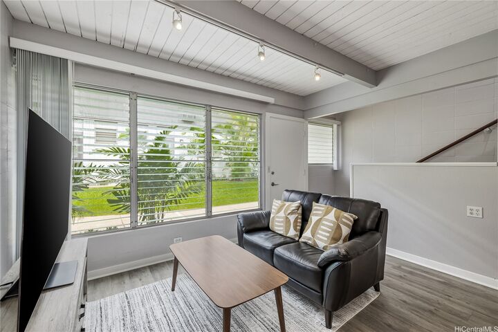 Property Photo:  4842 Kilauea Avenue 4  HI 96816 