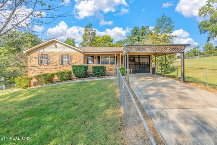 129 Bales Ave  Harriman TN 37748 photo