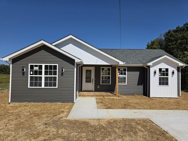 Property Photo: 1118 Dean Hundley Road KY 40729