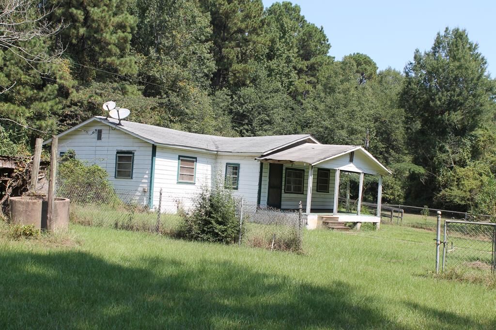 Property Photo:  246 Noble Drive  TX 75948 
