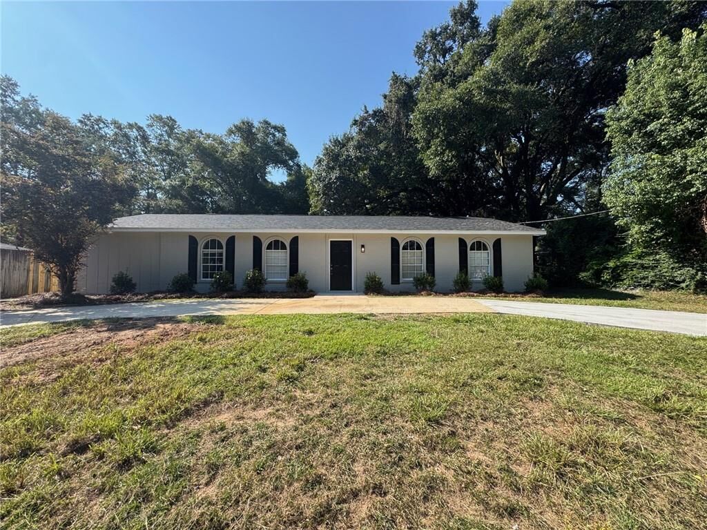 Property Photo:  5409 Cortez Drive  AL 36609