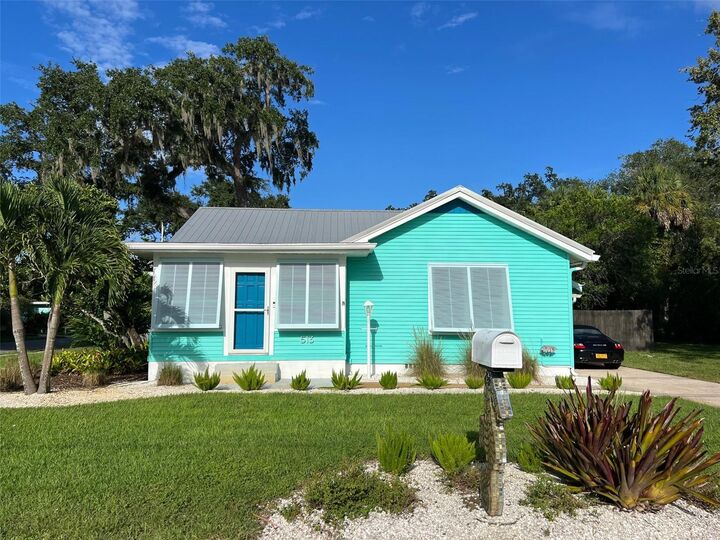 Property Photo:  513 Ball Street  FL 32168 