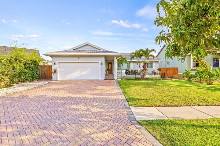 Property Photo:  417 Manor Boulevard  FL 34683 