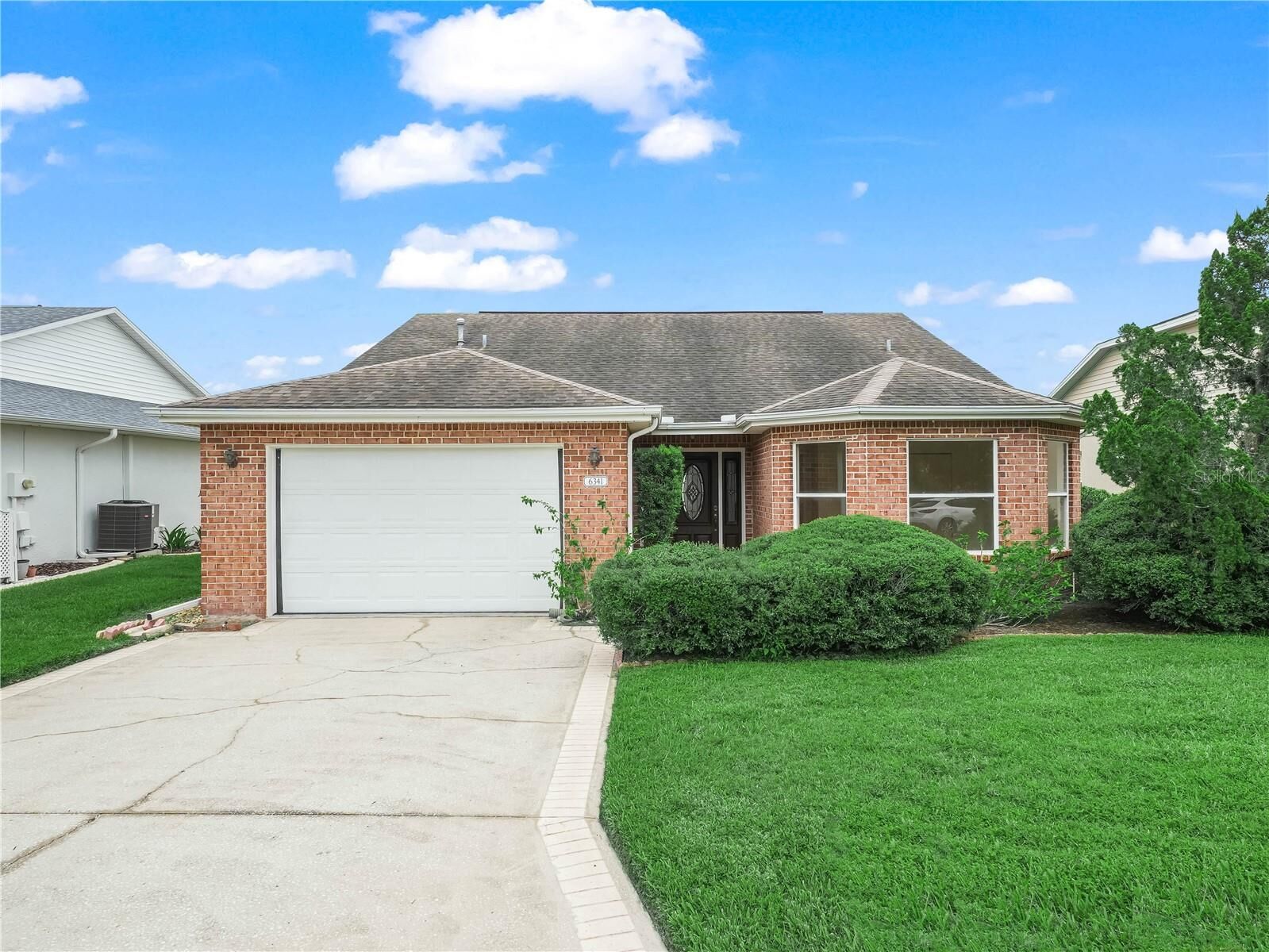 Property Photo:  6341 Silver Lakes Drive W  FL 33810 
