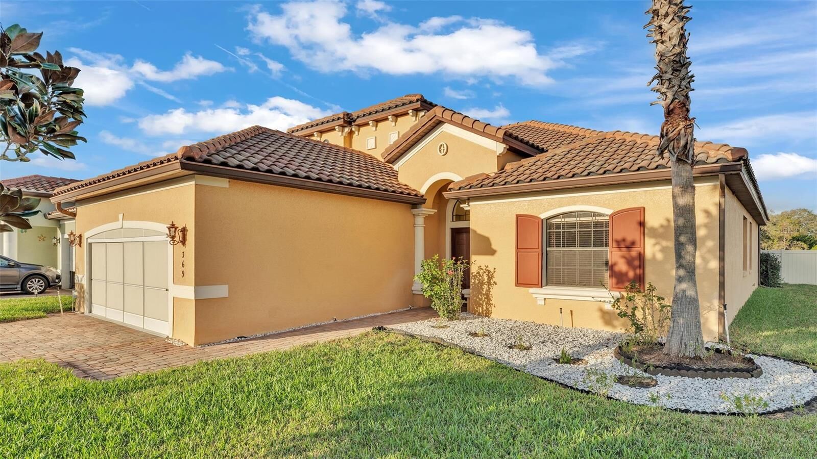 Property Photo: 369 Villa Sorrento Circle FL 33844