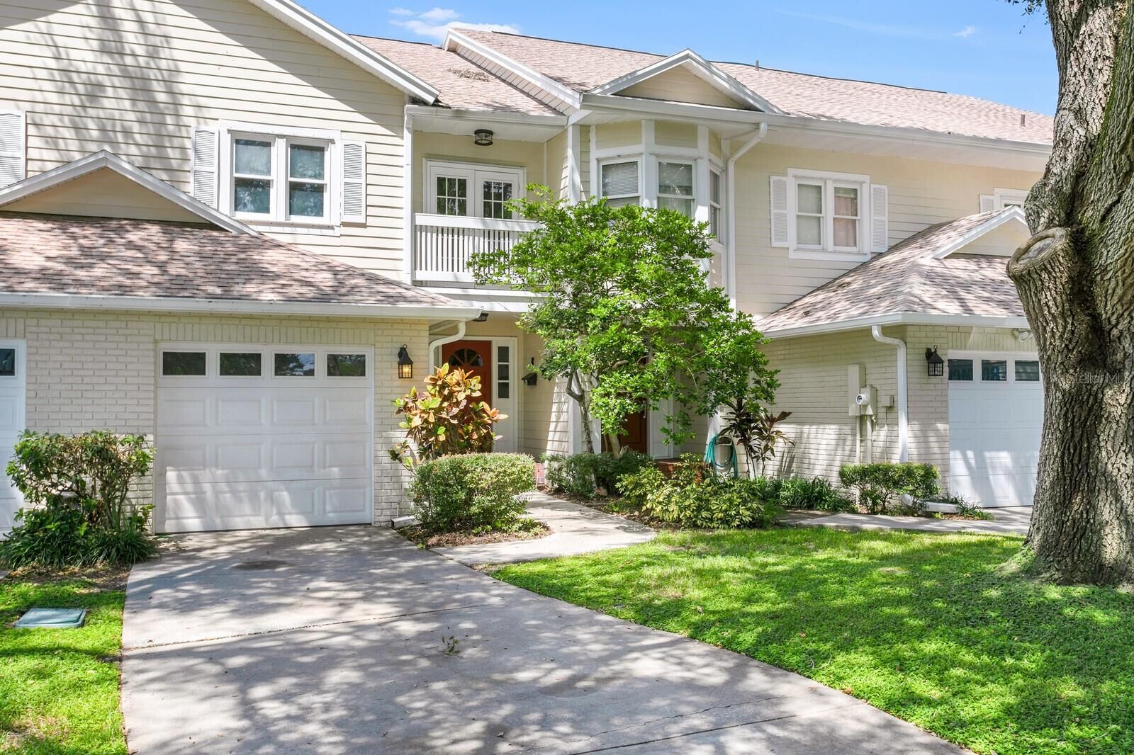 Property Photo:  3021 W Bay Villa Avenue  FL 33611 