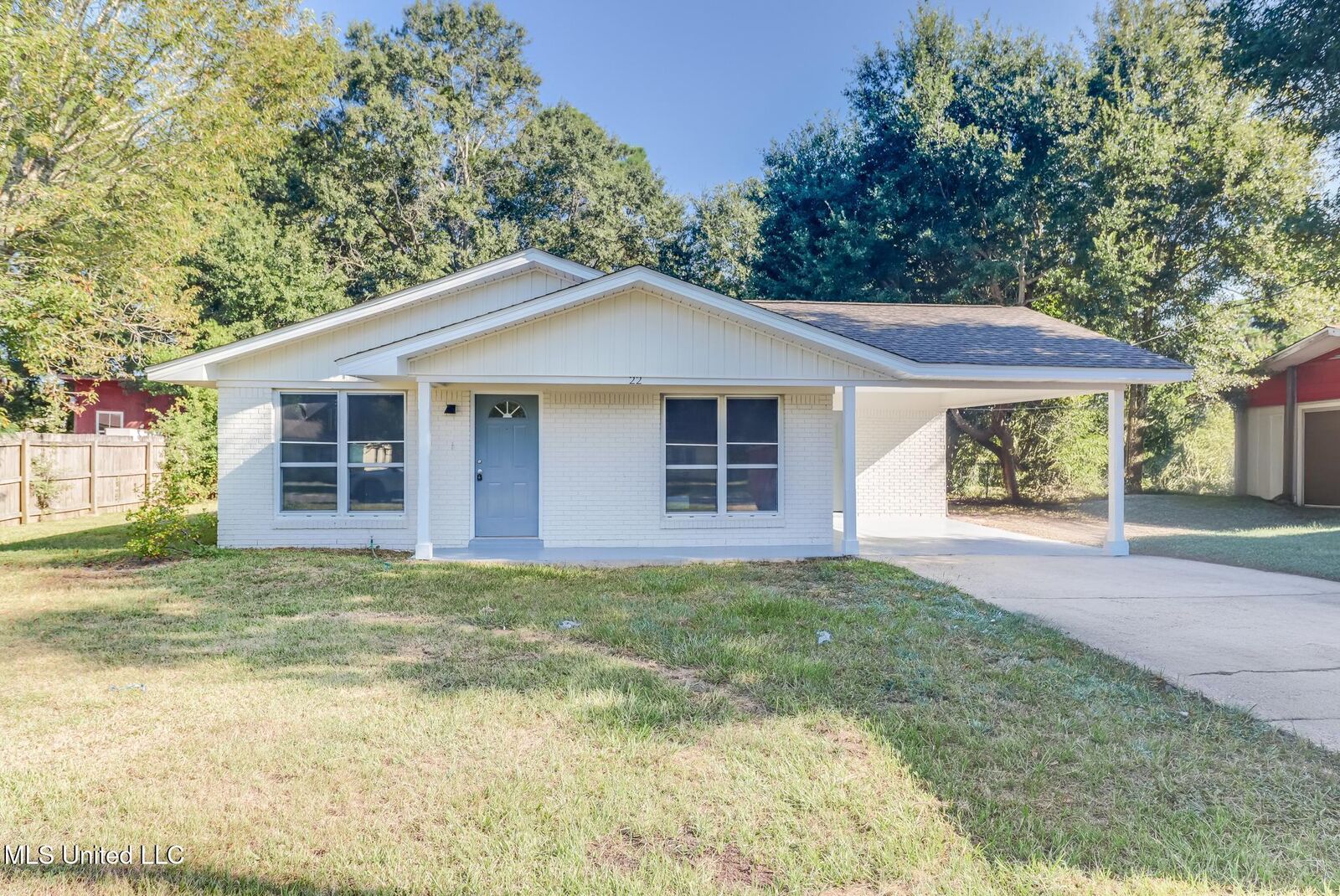 Property Photo:  22 E Park Street  MS 39507 