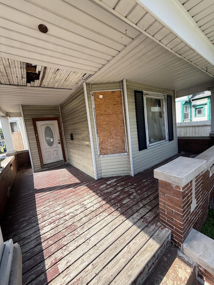 Property Photo: 1639 S 11th St WI 53204