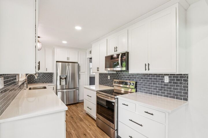 Property Photo: 1009 7th Ave WI 53024