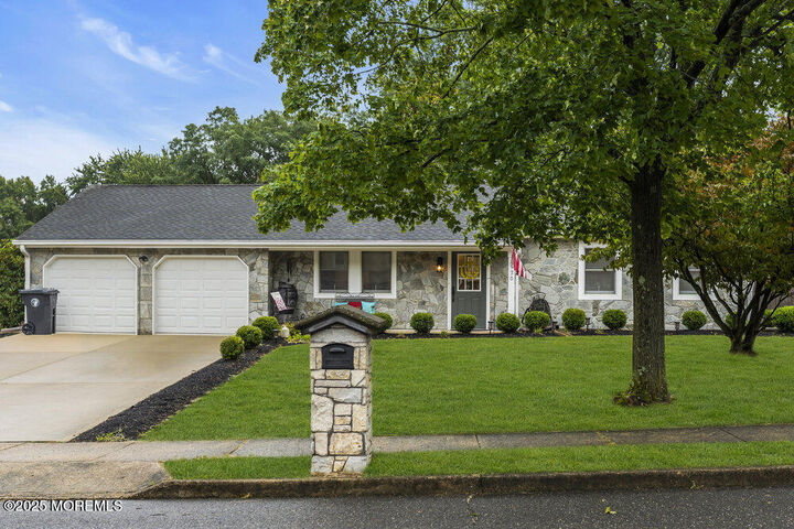 520 Delos Drive  Toms River NJ 08753 photo