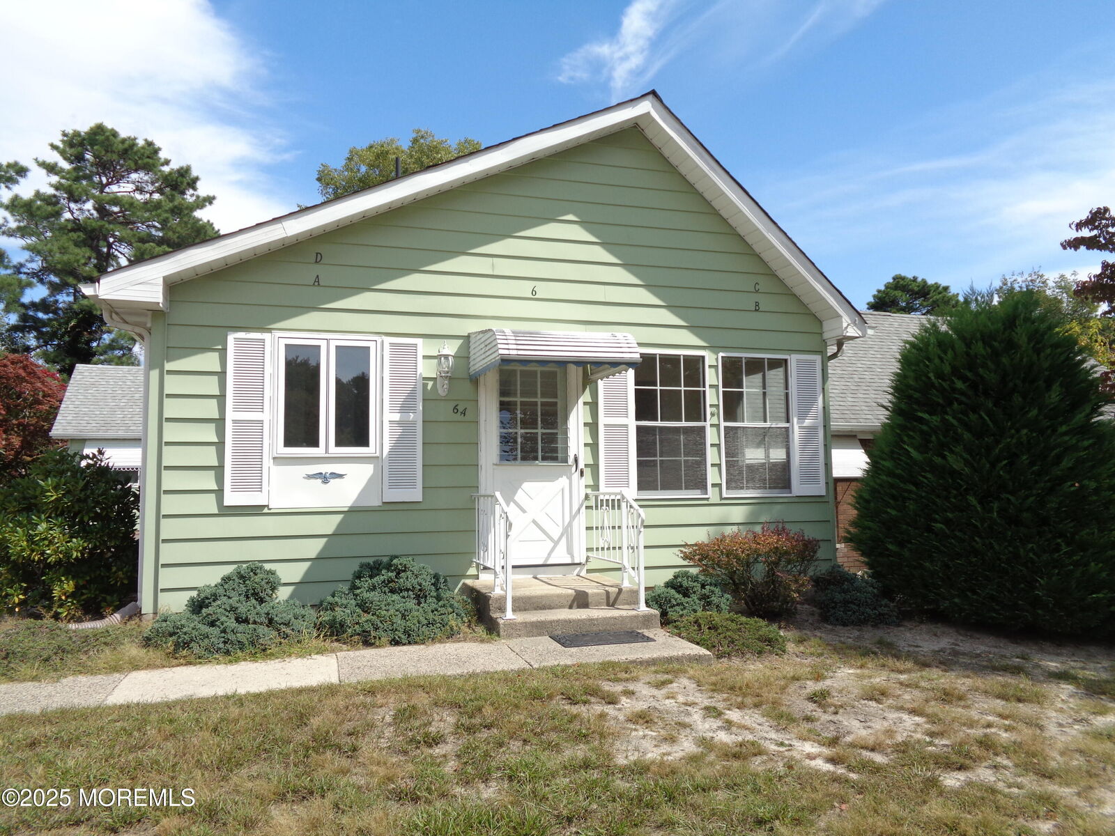 Property Photo:  6 A Flintlock Lane  NJ 08759