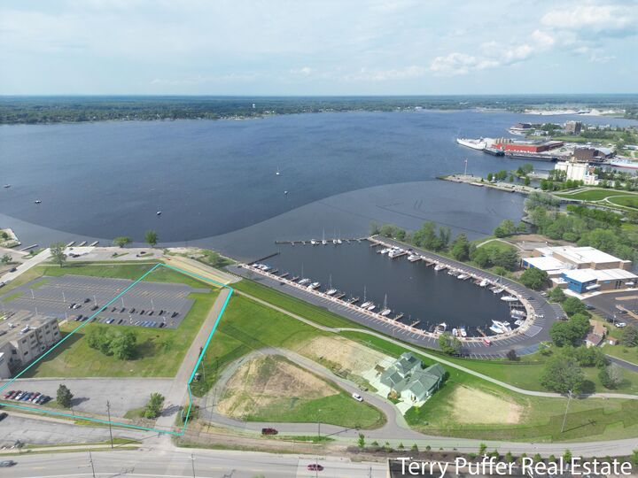 V L - B Boardwalk Cove Drive  Muskegon MI 49441 photo