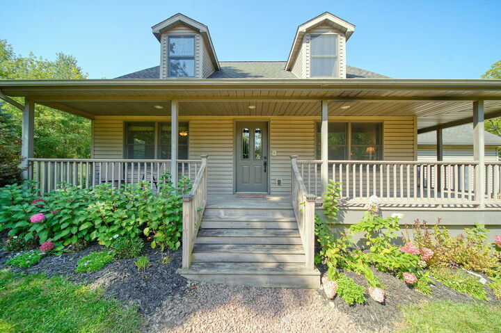 Property Photo:  4140 Geneva Highway  MI 49253 