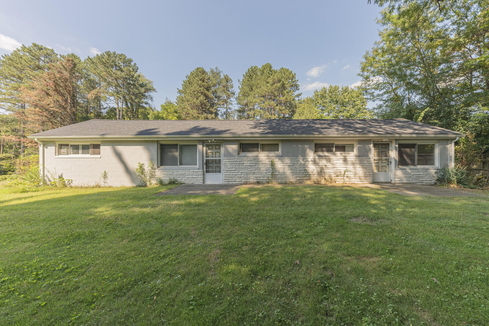 Property Photo: 1729 N Prospect Road MI 48198