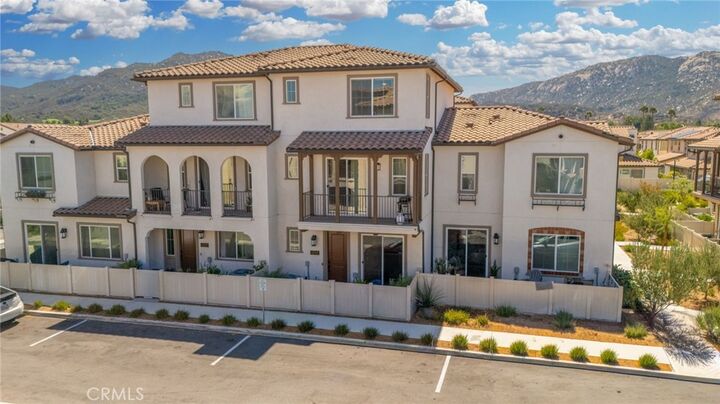45763 Via Nubes  Temecula CA 92592 photo