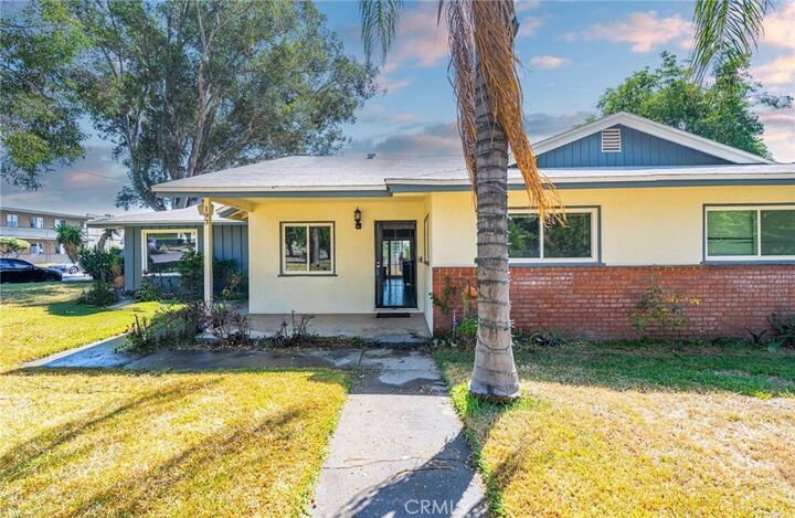 Property Photo: 193 E 48th Street CA 92404