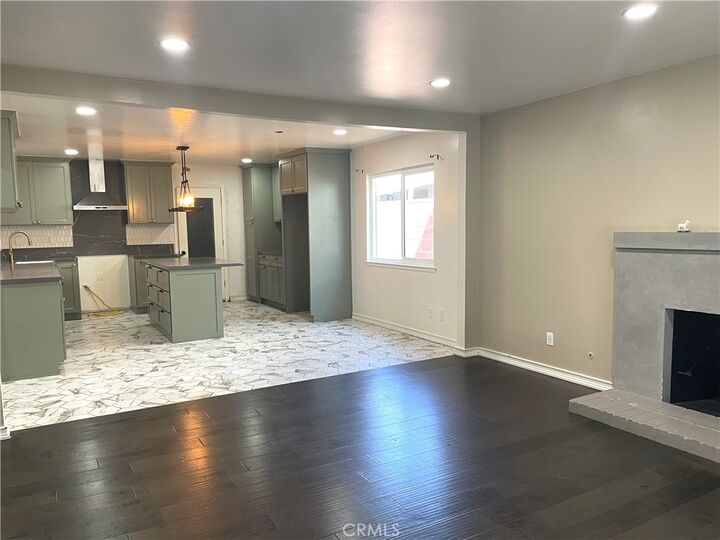 Property Photo:  450 E 248th St  CA 90745 