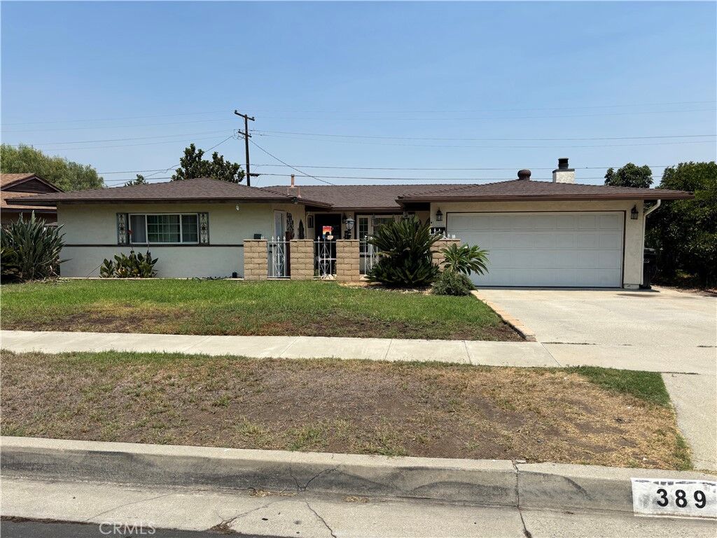 Property Photo:  389 E Rancho Road  CA 92879 