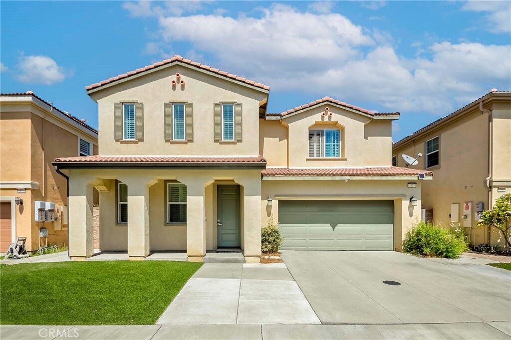 Property Photo:  17 Citrus Glen  CA 90620 