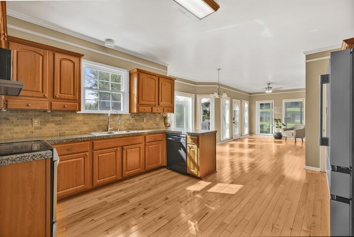 Property Photo:  1903 Palmer Dr  TN 37172 