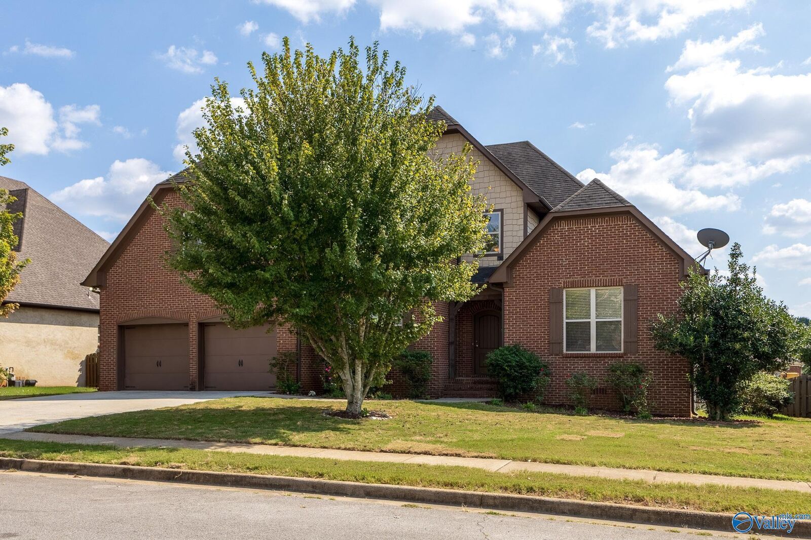 Property Photo:  164 Silo Hill Road  AL 35758 