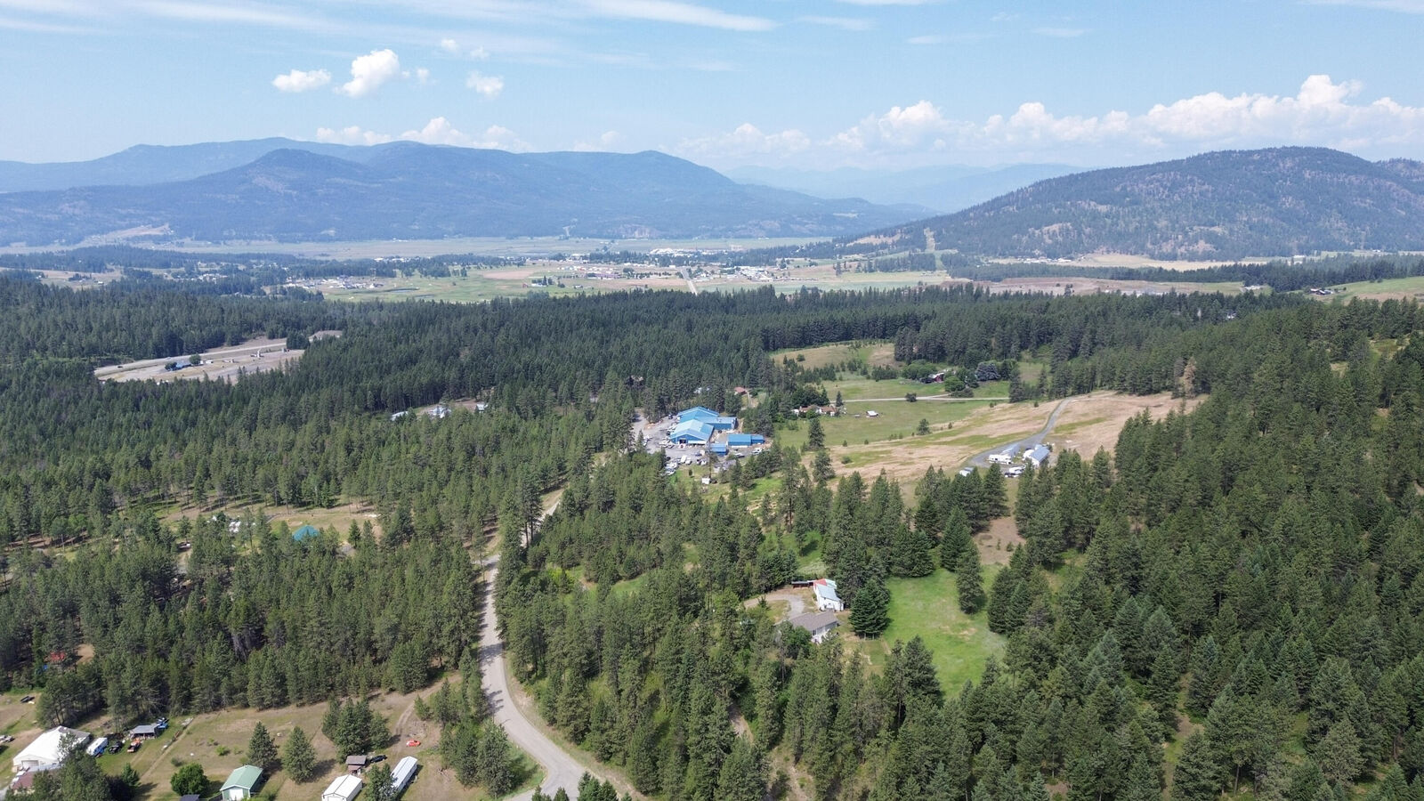 Property Photo:  395 A Old Dominion Rd  WA 99114 