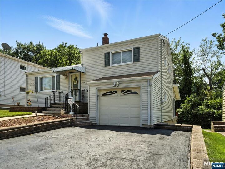 Property Photo:  233 Fairway Avenue  NJ 07109 