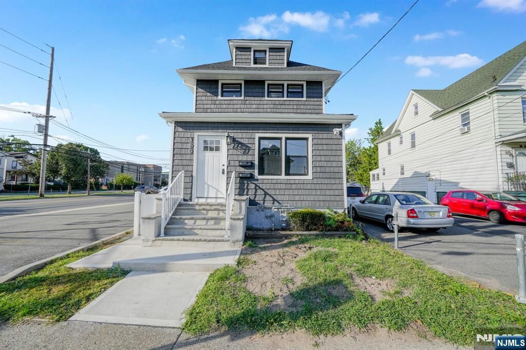 Property Photo: 100 Kansas Street 2 NJ 07601