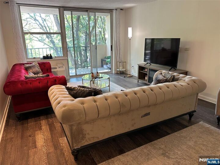 Property Photo: 200 Grand Cove 4B N NJ 07024