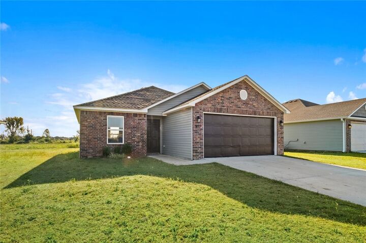 817 S Katlyn Drive  Siloam Springs AR 72761 photo