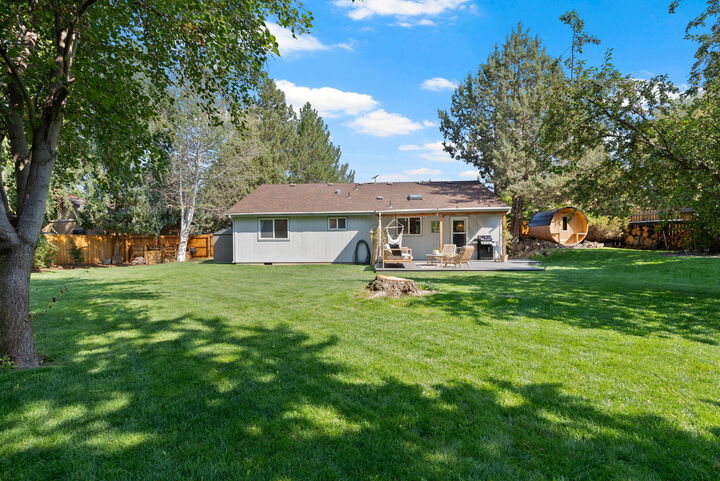 Property Photo:  62837 Cephus Court  OR 97701 
