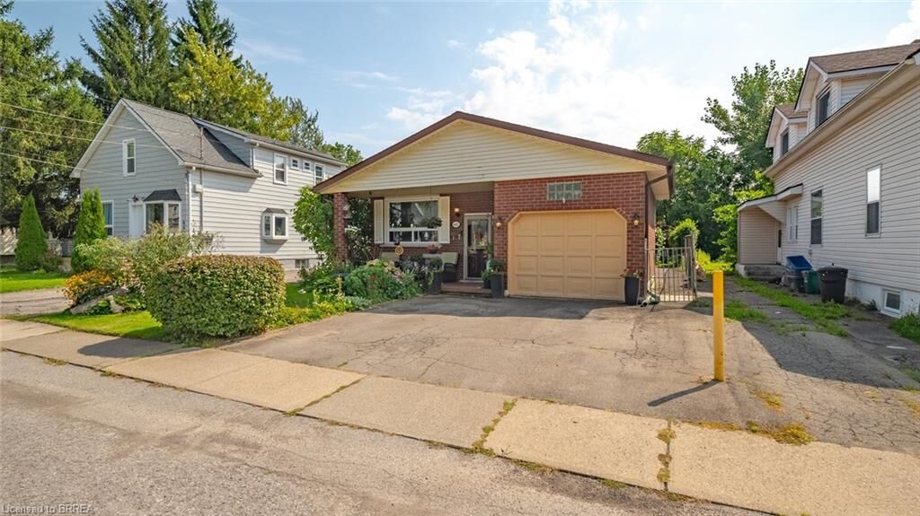 Property Photo:  6442 Taylor Street  ON L2G 2G1 