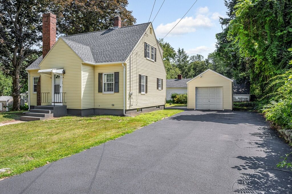 Property Photo:  15 Junior Avenue  MA 01844 