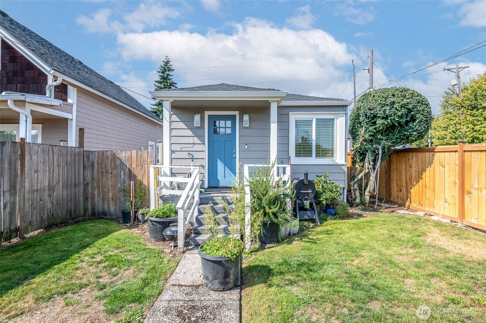 Property Photo:  1402 S M Street  WA 98405 