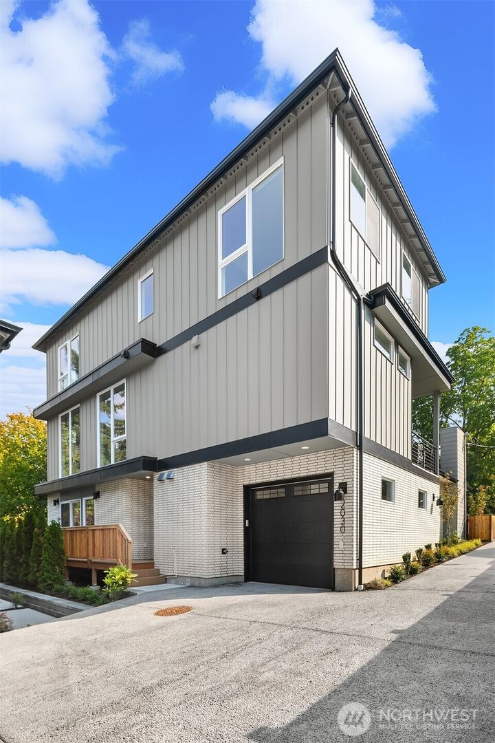 Property Photo:  2030 NE 123rd Street  WA 98125 
