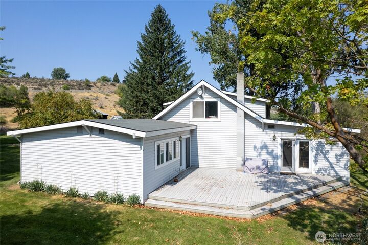 Property Photo: 14 Dalton Road WA 98841