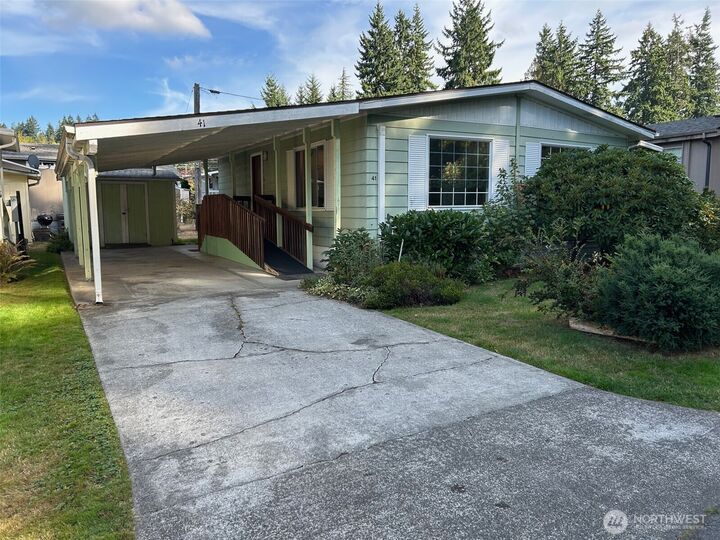 600 NE Lincoln Road 41  Poulsbo WA 98370 photo