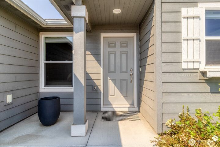 Property Photo: 1439 Michele Street WA 99362