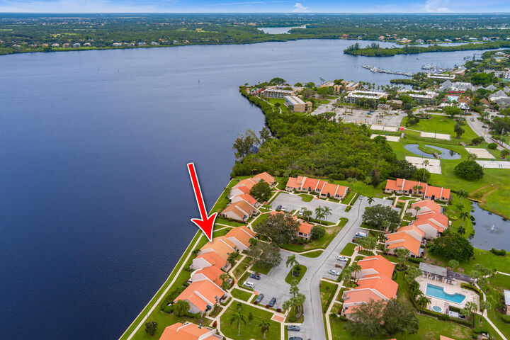 3513 SE Sandpiper Circle  Port Saint Lucie FL 34952 photo
