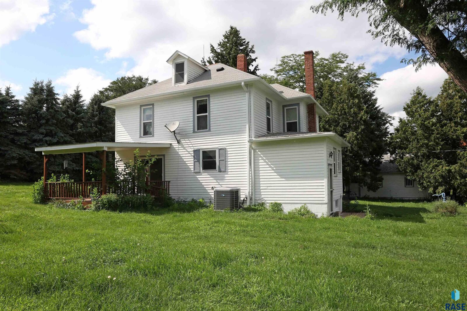 Property Photo: 30006 483rd Ave SD 57001