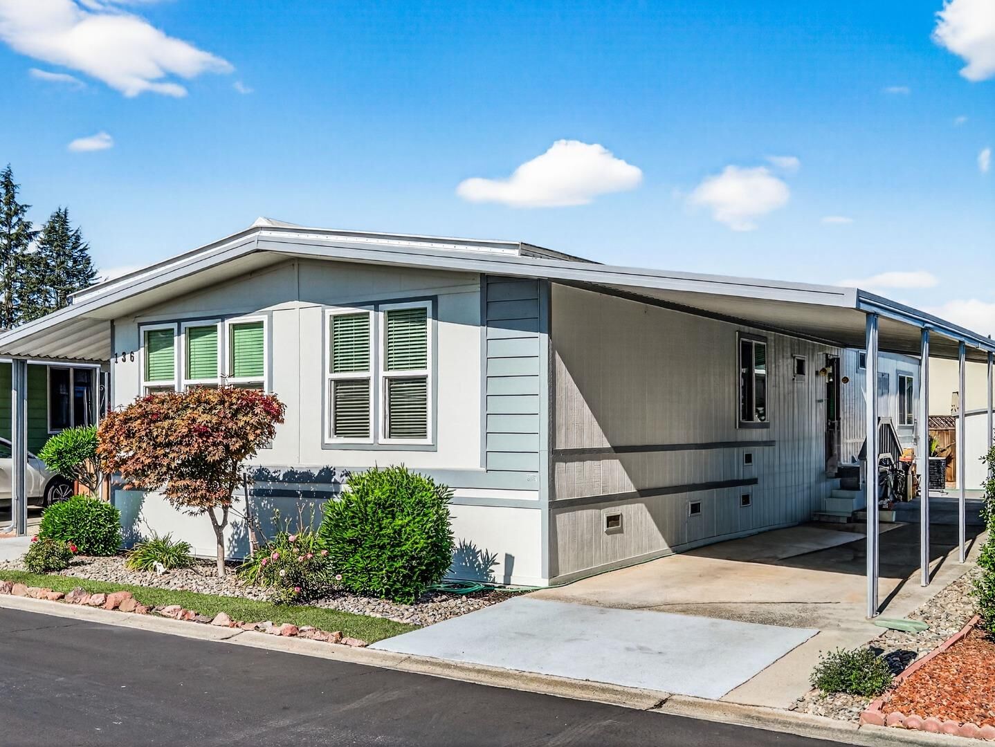 Property Photo:  136 Vinewood Lane 136  CA 95037 