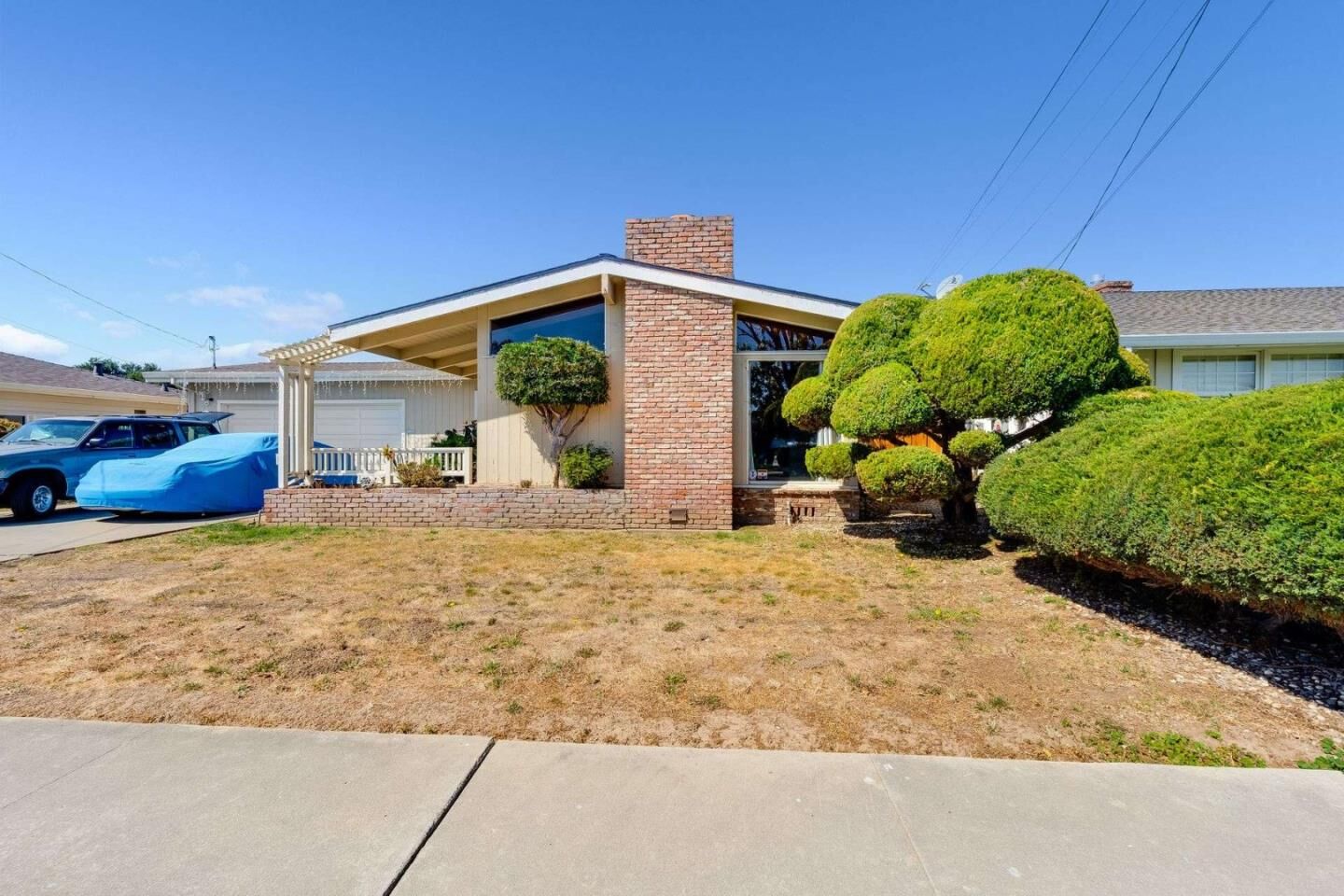 Property Photo:  229 Bronson Street  CA 95076 