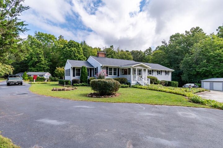 2891 Woodsdale Drive  Alberta VA 23821 photo