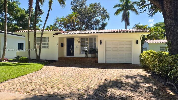 Property Photo: 1502 Alberca St FL 33134