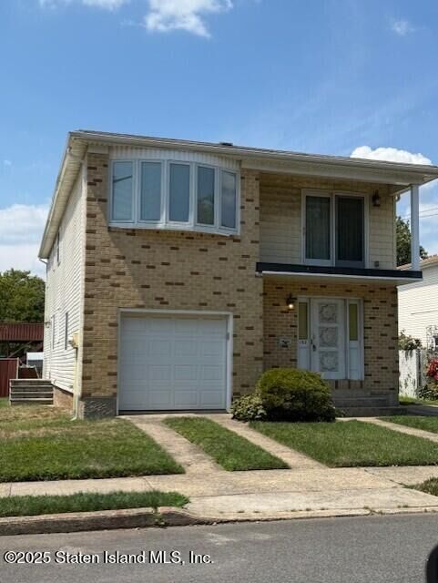 Property Photo: 182 Woodbine Avenue NY 10314