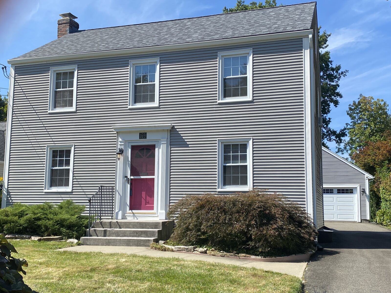 Property Photo:  169 Penn Drive  CT 06119 