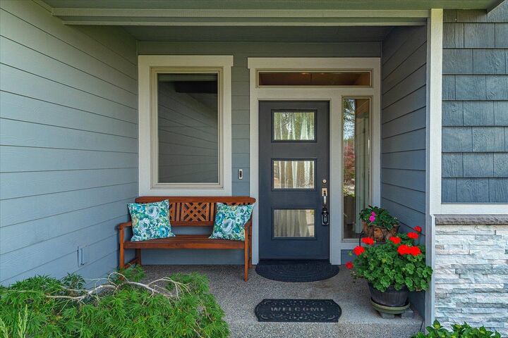 Property Photo: 7004 S Siena Peak Dr WA 99224