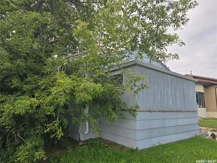 Photo de la propriété:  117 1st Street NE  SK S0A 4J0 
