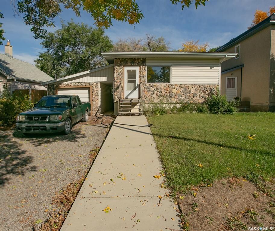 Property Photo: 507 Toronto Street SK S4R 1M7